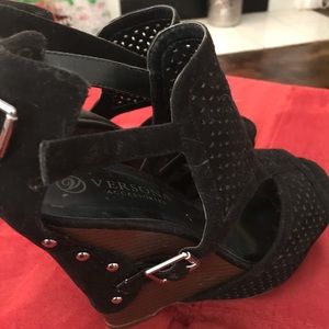 Wedge heels